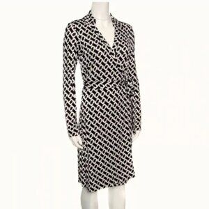 Diane von Furstenberg Classic Chain Pattern Black 100% Silk Jersey Dress Size 4